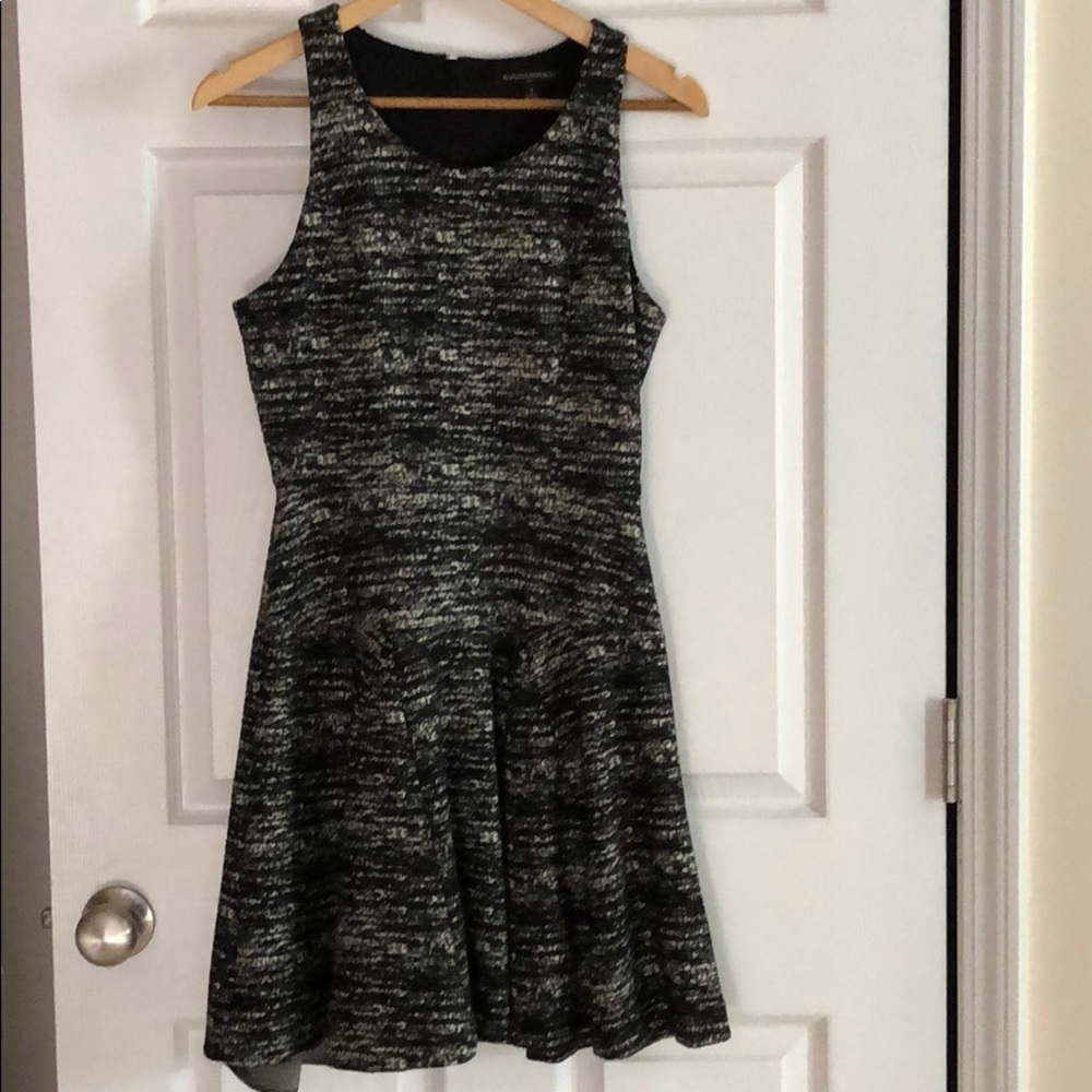 Black & white Banana Republic dress size 4